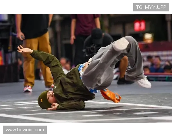 南京街舞队的防守策略揭秘与街舞文化的深度融合探讨